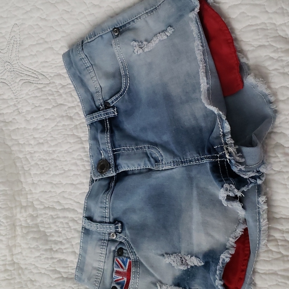 Rue 21 Women's Distressed Jean Shorts Size 7/8